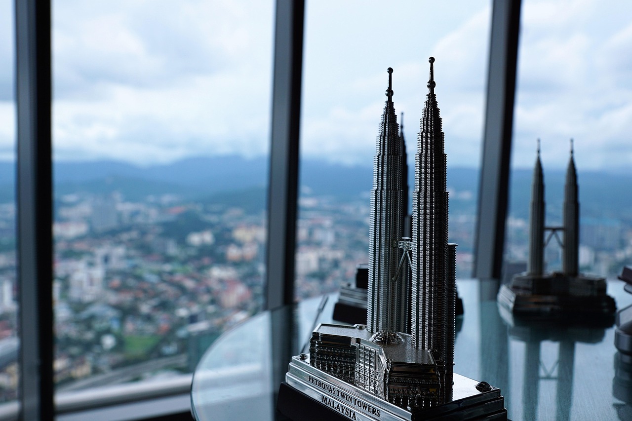 Corporate and commercial lawyer Malaysia